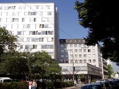 Hotel Academia Vienna 2*,  Austria
